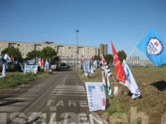 Protesta davanti al carcere