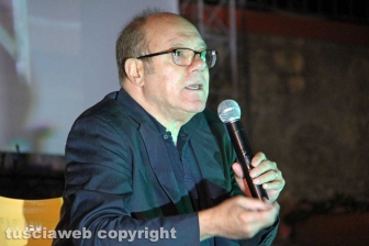 Carlo Verdone alle Terme dei papi