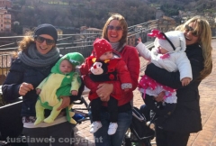 Il primo Carnevale di Alessandro (3 mesi), Aurora (6 mesi) e Giorgia (9 mesi)