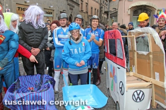 Carnevale, la corsa delle carriole