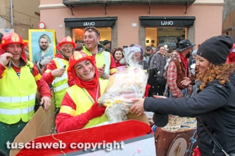 Carnevale, la corsa delle carriole