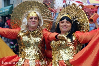 Ronciglione - Carnevale 2018 - L'attesa per carri e maschere