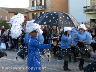Civita Castellana - Carnevale - Sfilano politici e indiani