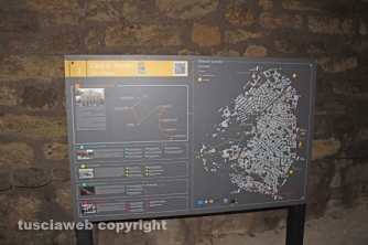Cartelli turistici in \"inglisc\"