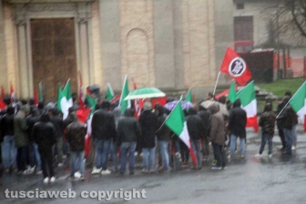 CasaPound in piazza da sola