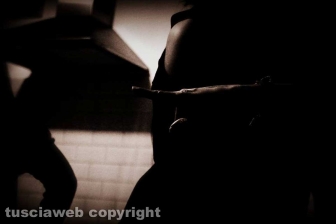 Cavare dalla luce, come la forma dal marmo