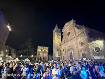 Viterbo - Cena dei facchini a piazza San Lorenzo - Seconda serata