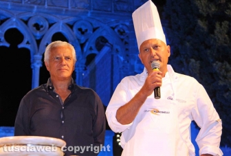 Cene in piazza, arrivano torta e cavatelli