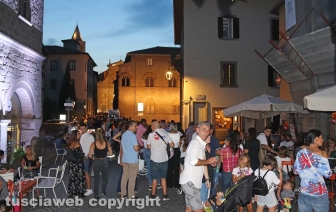 Viterbo - Santa Rosa - Cene in piazza