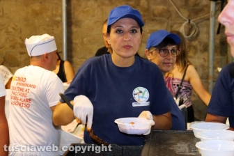 Viterbo - Santa Rosa - Cene in piazza