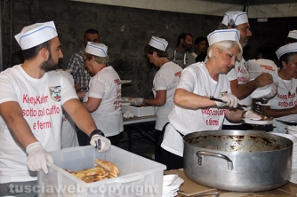 Facchini di santa Rosa - Cene in piazza 2016