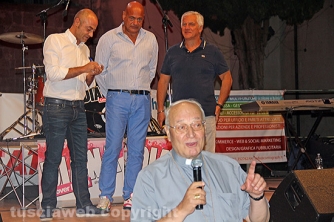 Facchini di santa Rosa - Cene in piazza 2016
