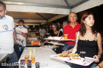 Cene in piazza San Lorenzo