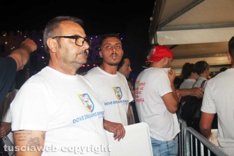 Cene in piazza San Lorenzo