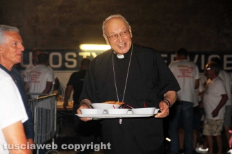 Cene in piazza San Lorenzo