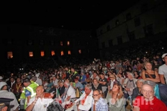 Cento fantastiche foto della Macchina e dei facchini