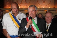 Cento fantastiche foto della Macchina e dei facchini
