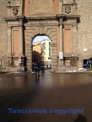 Centro chiuso, traffico in tilt