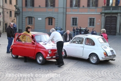 La calza dei record sfila in città