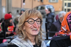 La calza dei record sfila in città