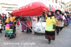 La calza dei record sfila in città