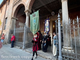 Nepi - Palio dei Borgia - Cerimonia dei ceri e benedizione del drappo