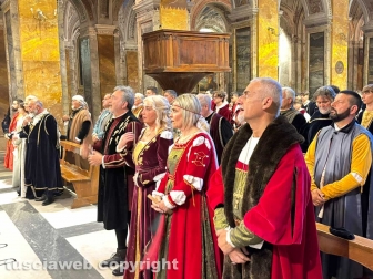 Nepi - Palio dei Borgia - Cerimonia dei ceri e benedizione del drappo