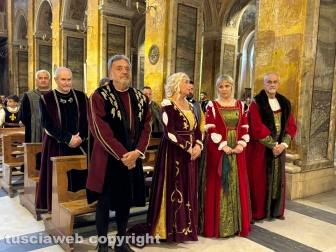 Nepi - Palio dei Borgia - Cerimonia dei ceri e benedizione del drappo