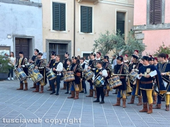 Nepi - Palio dei Borgia - Cerimonia dei ceri e benedizione del drappo