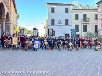 Nepi - Palio dei Borgia - Cerimonia dei ceri e benedizione del drappo