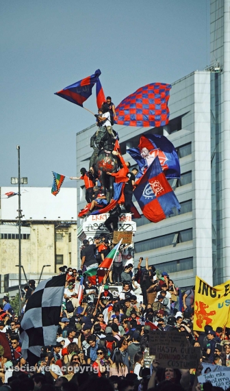 Cileni ancora in rivolta