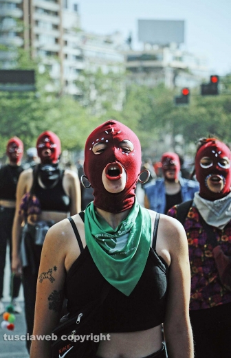 Cileni ancora in rivolta