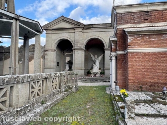 Viterbo - Cimitero di San Lazzaro, area a rischio crollo