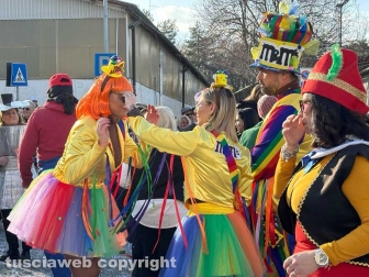 Carnevale - Civita Castellana - La sfilata di carri e maschere