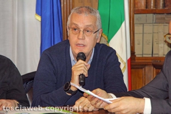 Coronavirus, l'incontro con i sindaci
