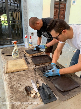 Corpus Domini, i preparativi dell'infiorata di Bolsena