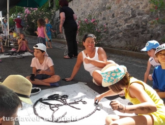 Corpus Domini, i preparativi dell'infiorata di Bolsena