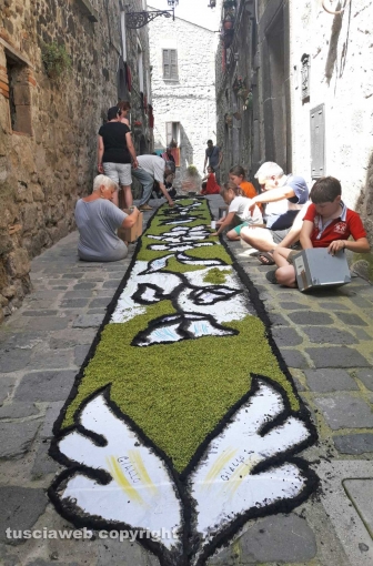 Corpus Domini, l'infiorata di Bolsena