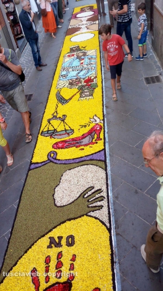 Corpus Domini, l'infiorata di Bolsena