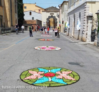 Corpus Domini, l'infiorata di Bolsena