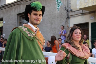 Ronciglione - Corse a vuoto 2017 - I rioni in corteo