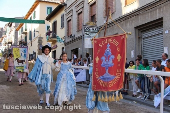 Ronciglione - Corse a vuoto 2017 - I rioni in corteo