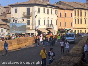 Ronciglione - I tecnici sul percorso delle corse a vuoto