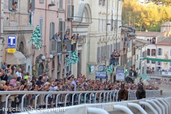 Corse a vuoto, il Campanone suona a festa