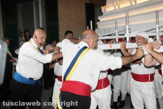 Corso Italia, piazza del Teatro, la salita e l'arrivo