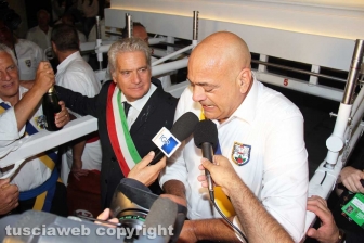 Corso Italia, piazza del Teatro, la salita e l'arrivo