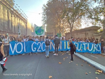 Roma - G20, corteo di manifestanti