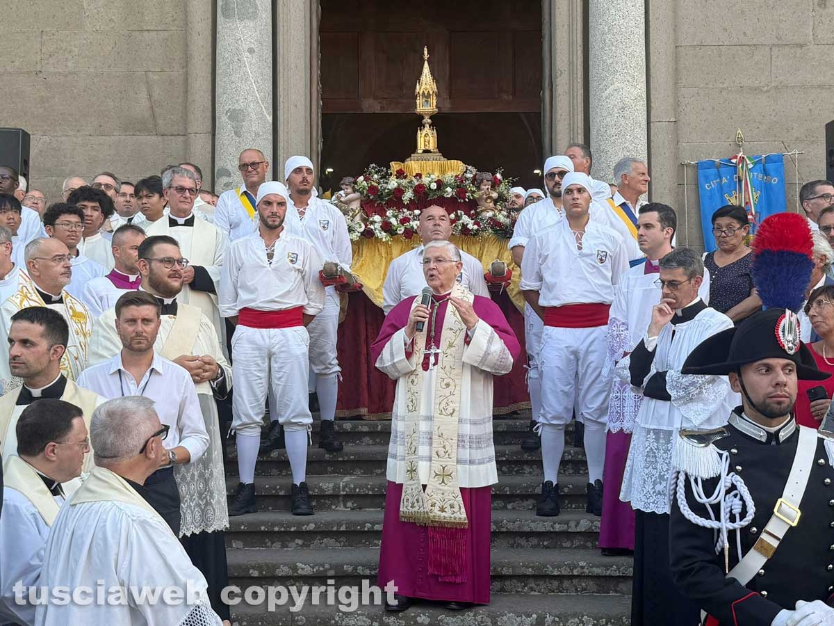 Corteo storico 2026 - Il cuore di santa Rosa - Il vescovo Orazio Francesco Piazza