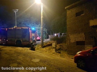 Bagnaia - Il crollo del muro di cinta di Villa Lante - L'intervento dei vigili del fuoco