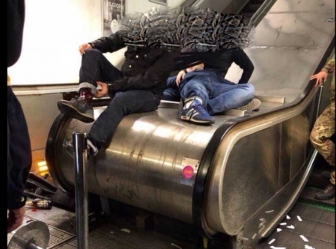 Roma - Frana la scala mobile della metro